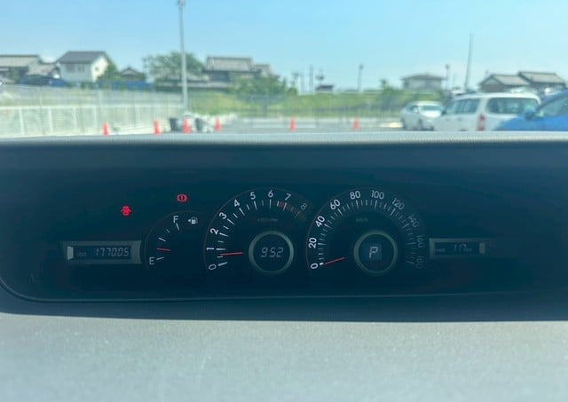 TOYOTA VOXY ZS 2009
