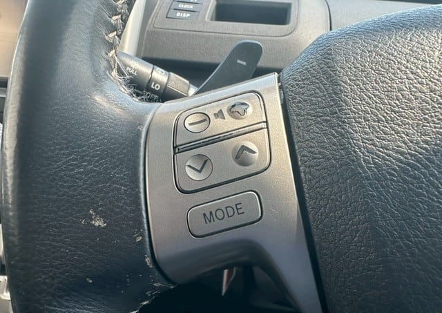 TOYOTA VOXY ZS 2009