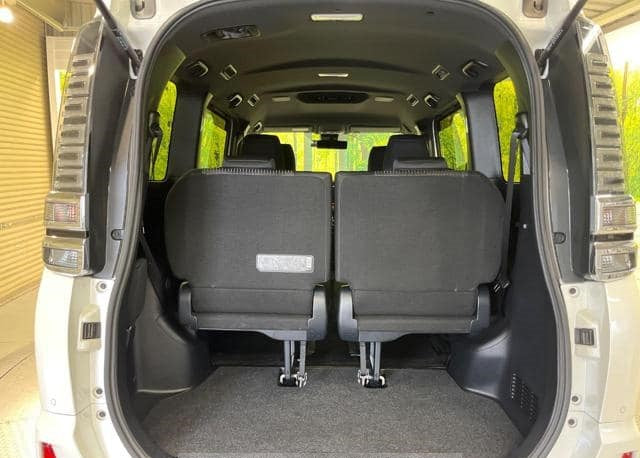 Toyota Voxy ZS 2019 – Espacio y comodidad para 7 pasajeros