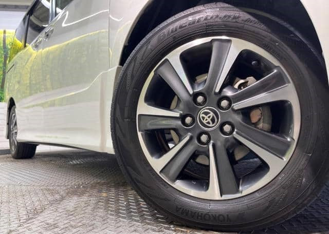 Toyota Voxy ZS 2019 – Espacio y comodidad para 7 pasajeros