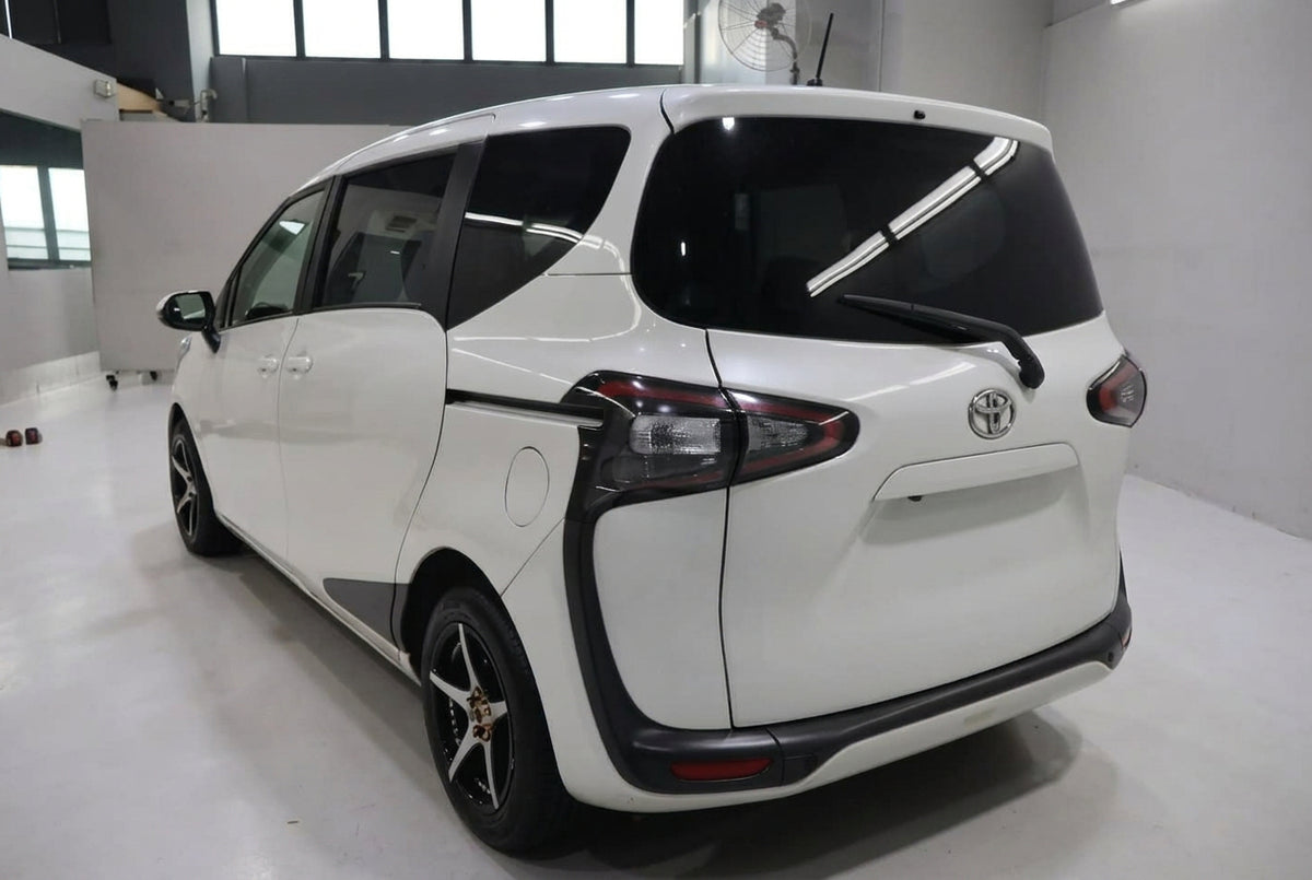 Toyota Sienta 2016 1.5 G-A Automática — 6 plazas