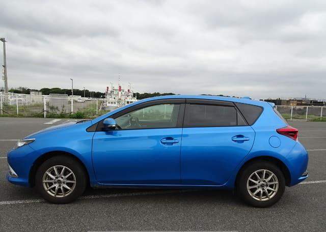 Toyota Auris 150X 2015 automático – Motor 1.5 gasolina