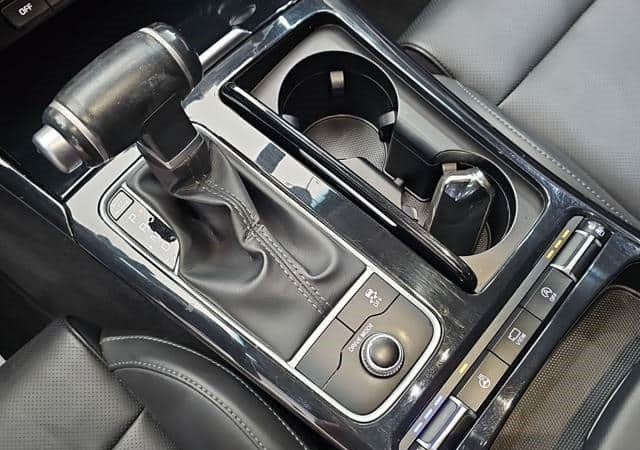 Kia Stinger 2018 | 2.0 Nafta · Automático · Tracción integral
