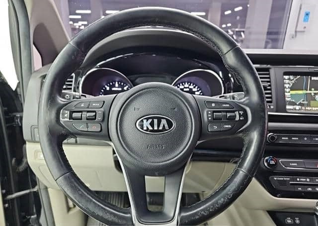 Kia Carnival 2018 | 2.2 Diésel Automática | Negro