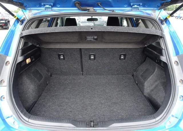 Toyota Auris 150X 2015 automático – Motor 1.5 gasolina