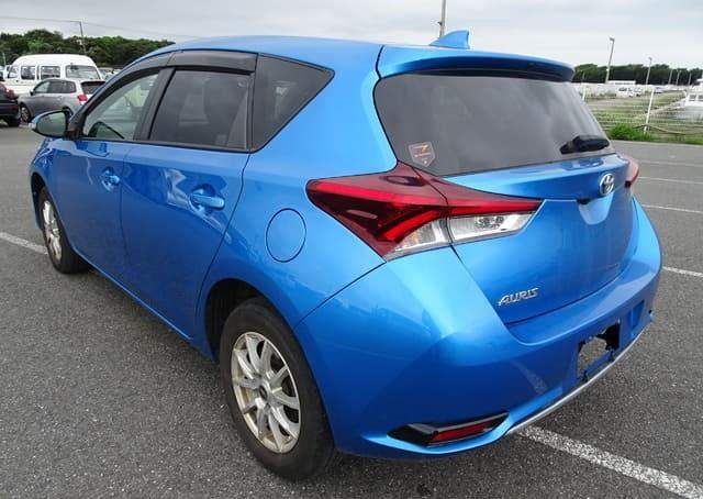 Toyota Auris 150X 2015 automático – Motor 1.5 gasolina